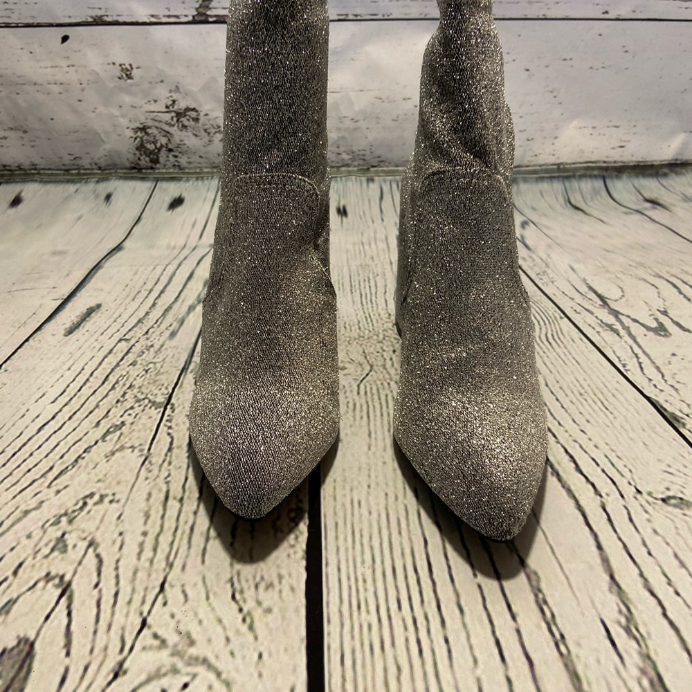 NEW Qupid Mariko Silver Sock Bootie